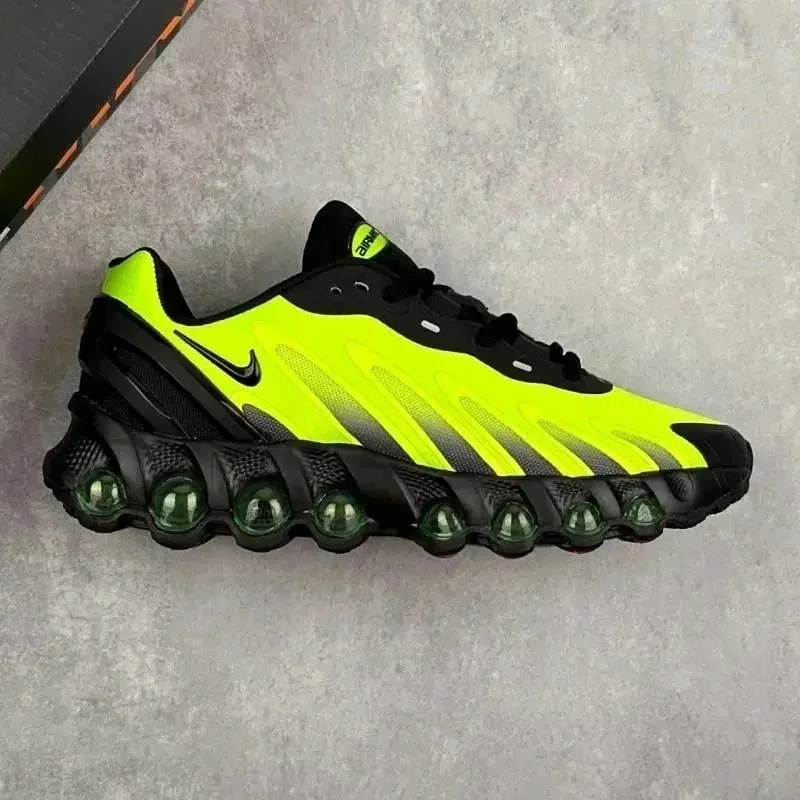Nike Shox Lace-Up Air-Cushion Runners — Photo 7