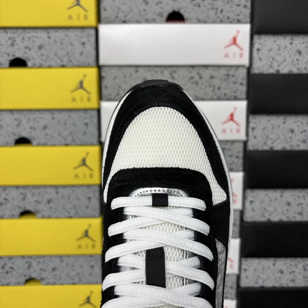 Dior B25 White Black Runners — Photo 2