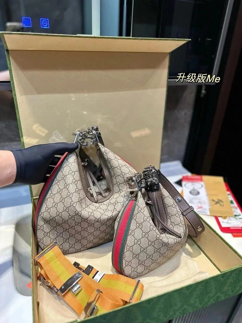 Crossbody Bag — Photo 6