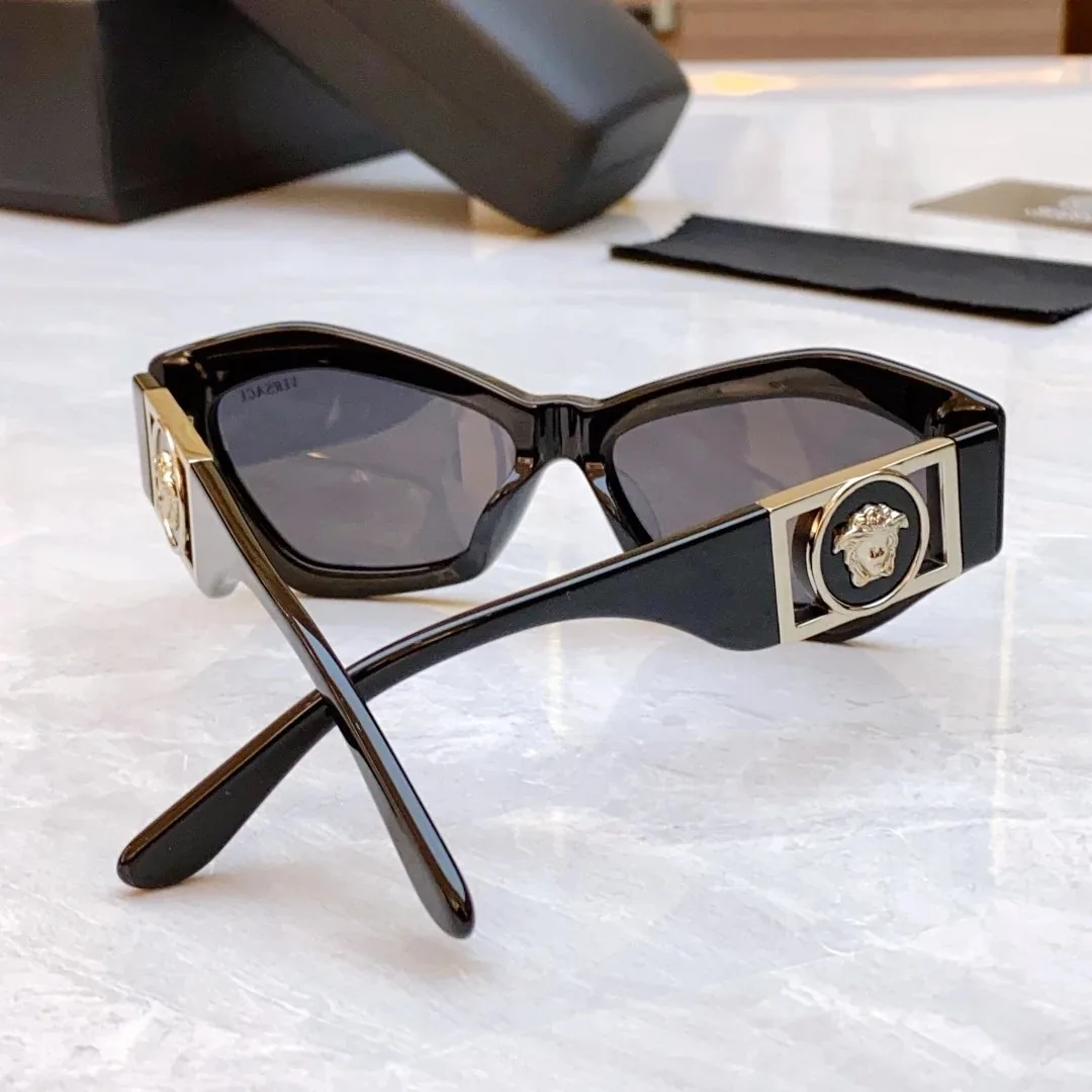 Mod 421/B Sunglasses — QC