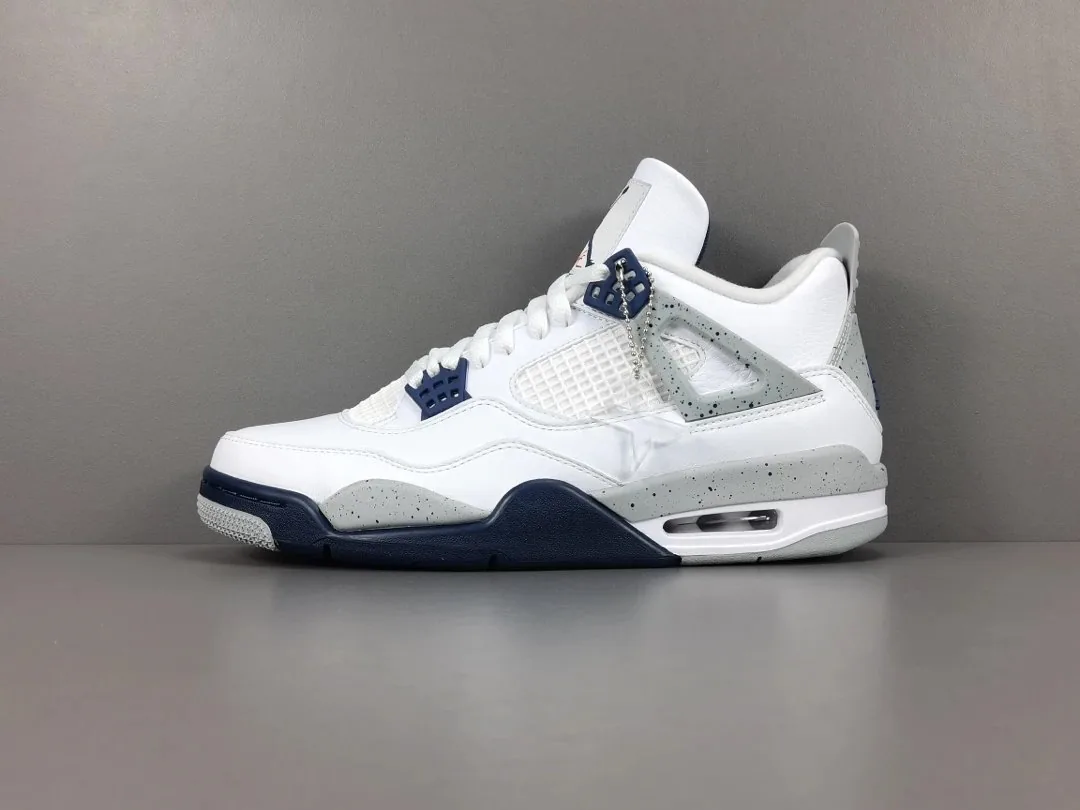 Air Jordan 4 Black Red — photo 11