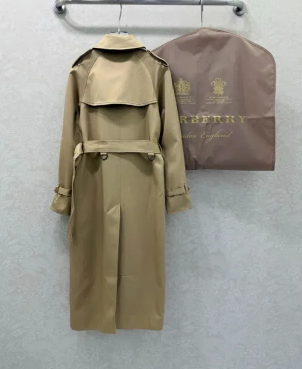 Insulated Winter Jacket — Photo 13