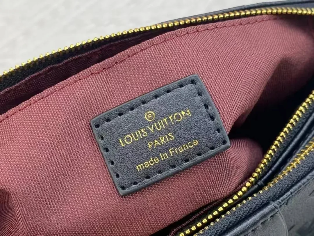 Louis Vuitton Multi Pochette Bag — Photo 4