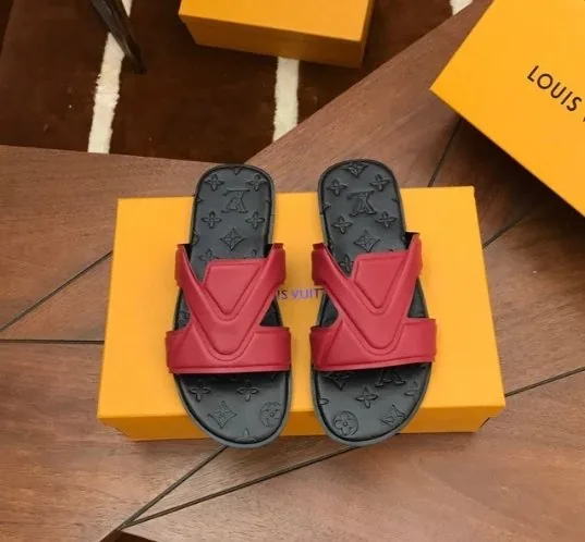 Oasis Mule Slides — QC