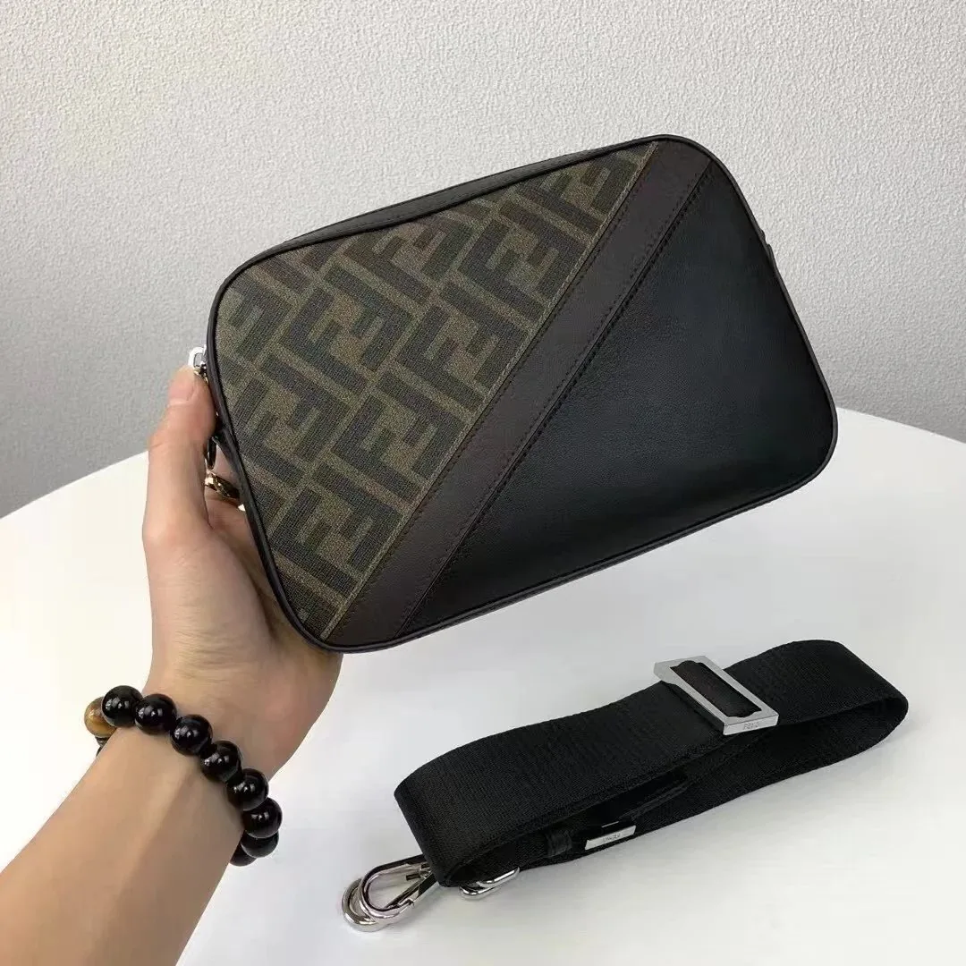 Fendi Leather Handbag — photo 4