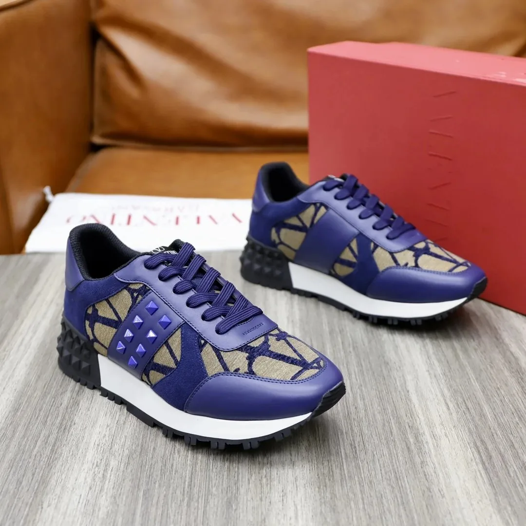 Valentino Garavani VLTN Print Sneakers — Photo 13