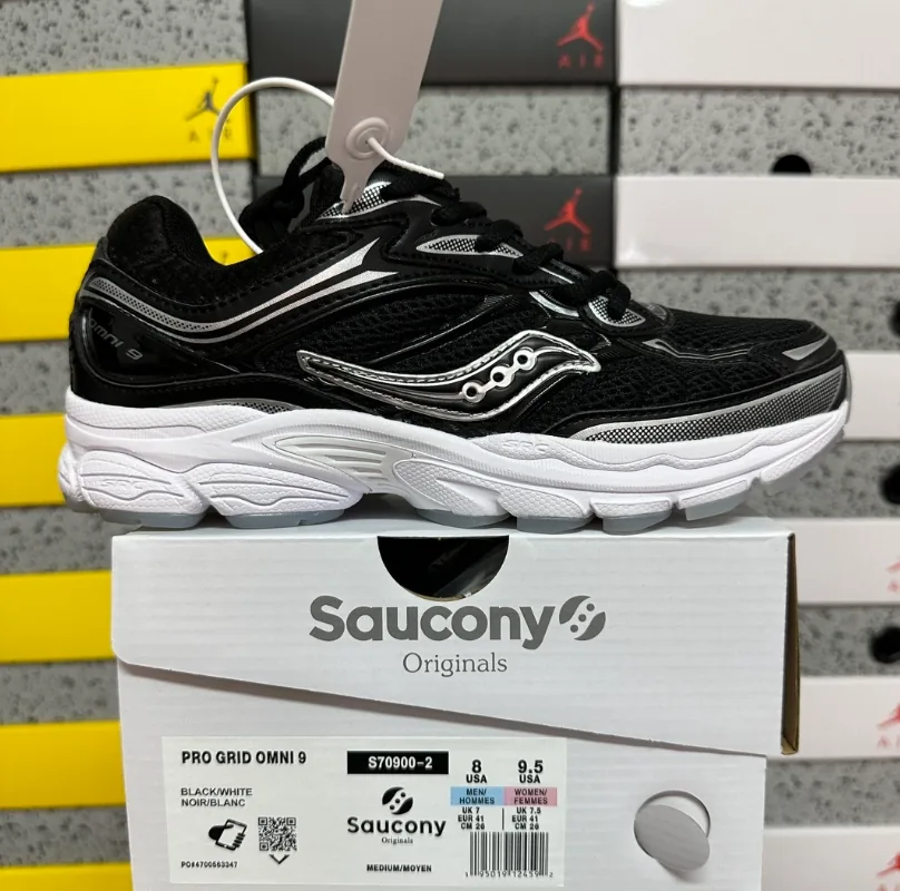 Saucony ProGrid Omni 9 Sneakers — Photo 10