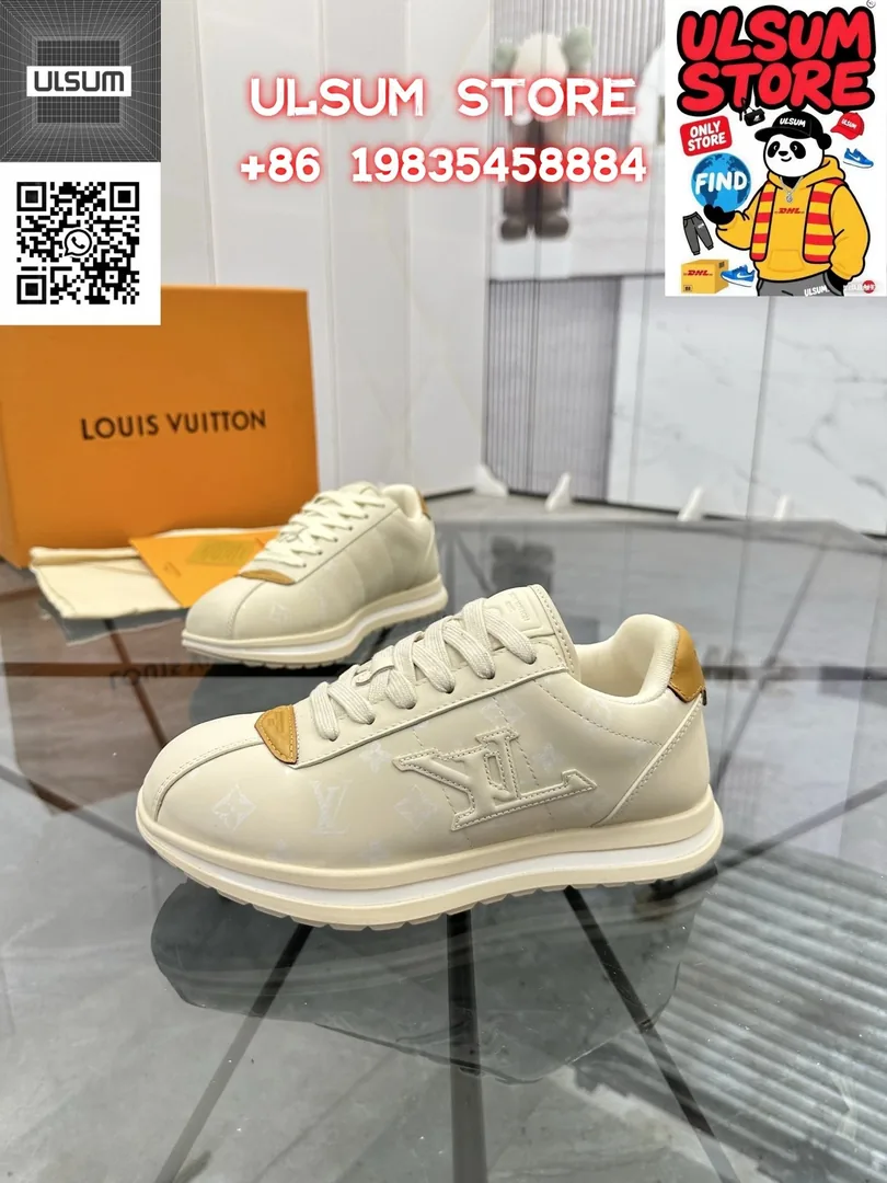 Louis Vuitton Buttersoft Sneakers — photo 9