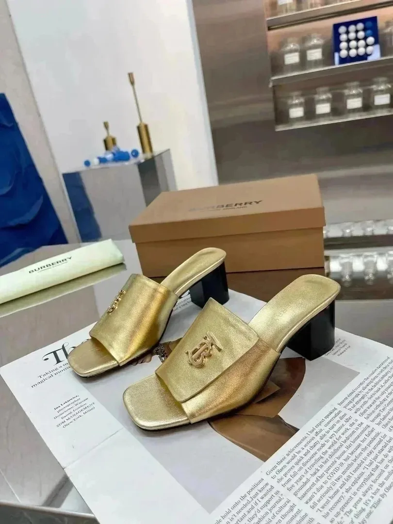 Gucci Sneakers — photo 12