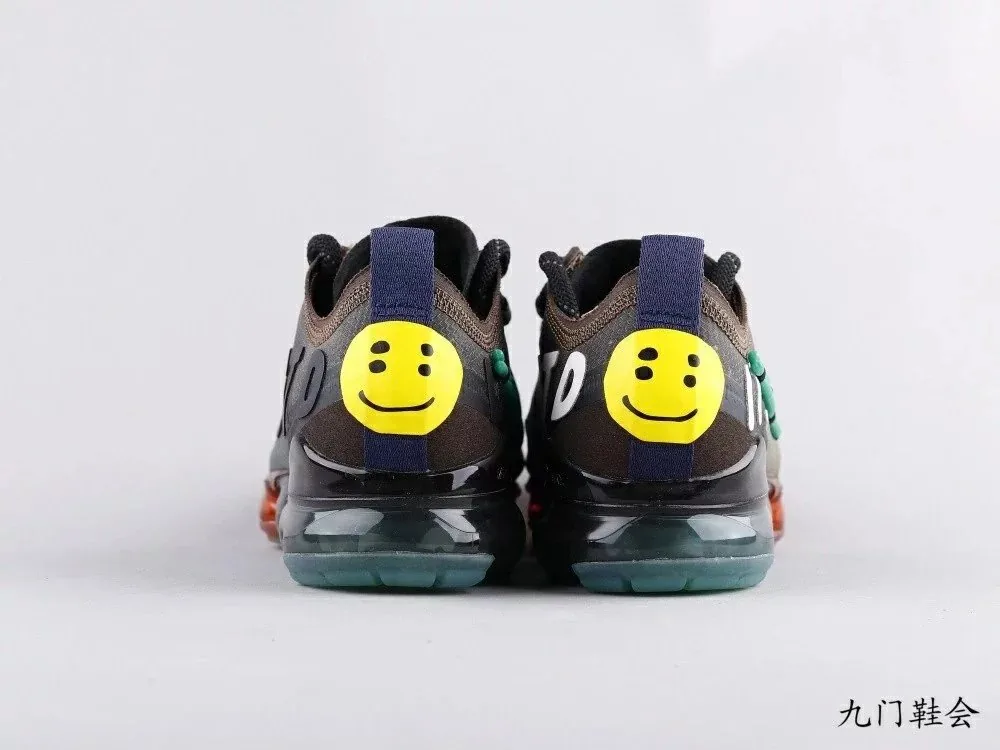 Nike Air VaporMax 2019 CPFM Smiley — Photo 7