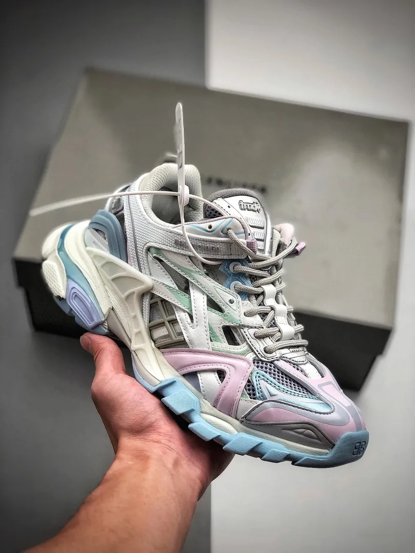 Balenciaga Track 2 Bag — Photo 6