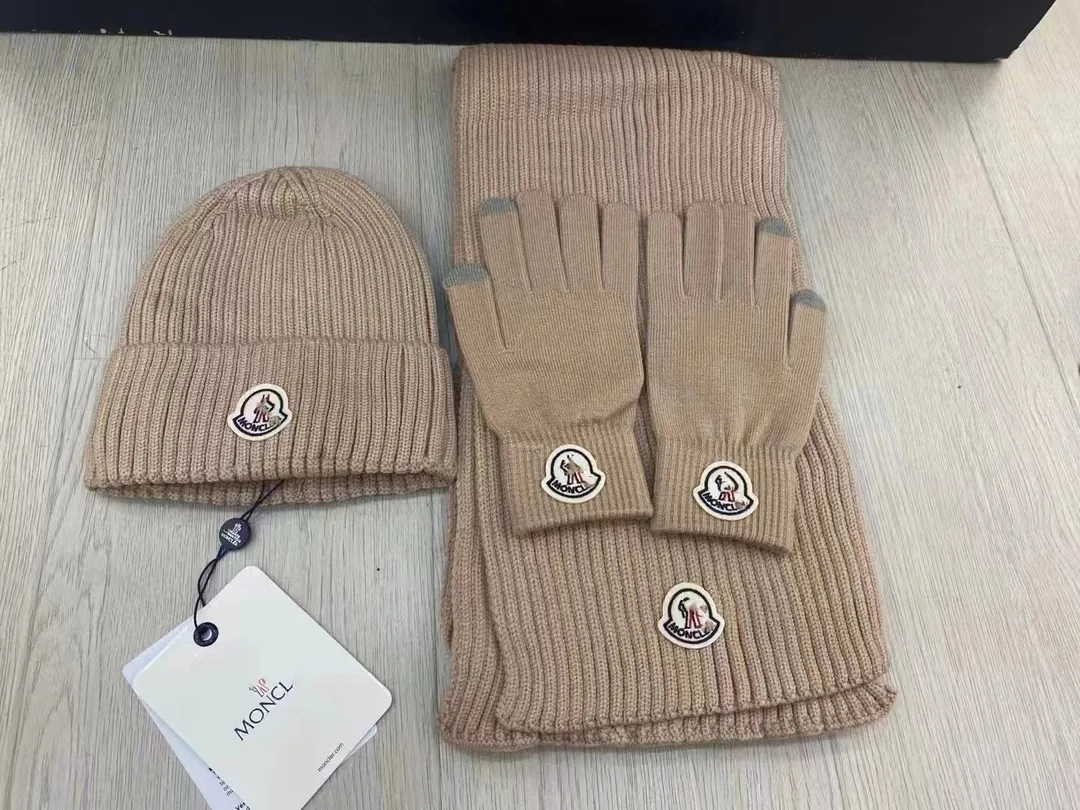 Beanie Scarf Gloves Set — QC
