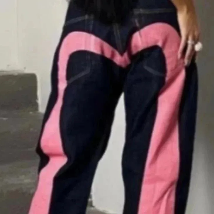 High Street Jeans — Photo 7