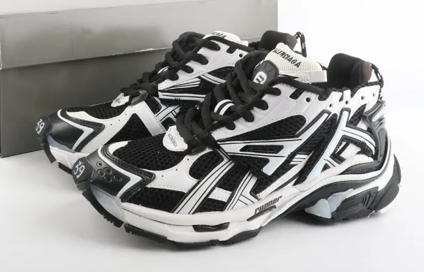 Balenciaga Runner Grey Low-Tops — QC