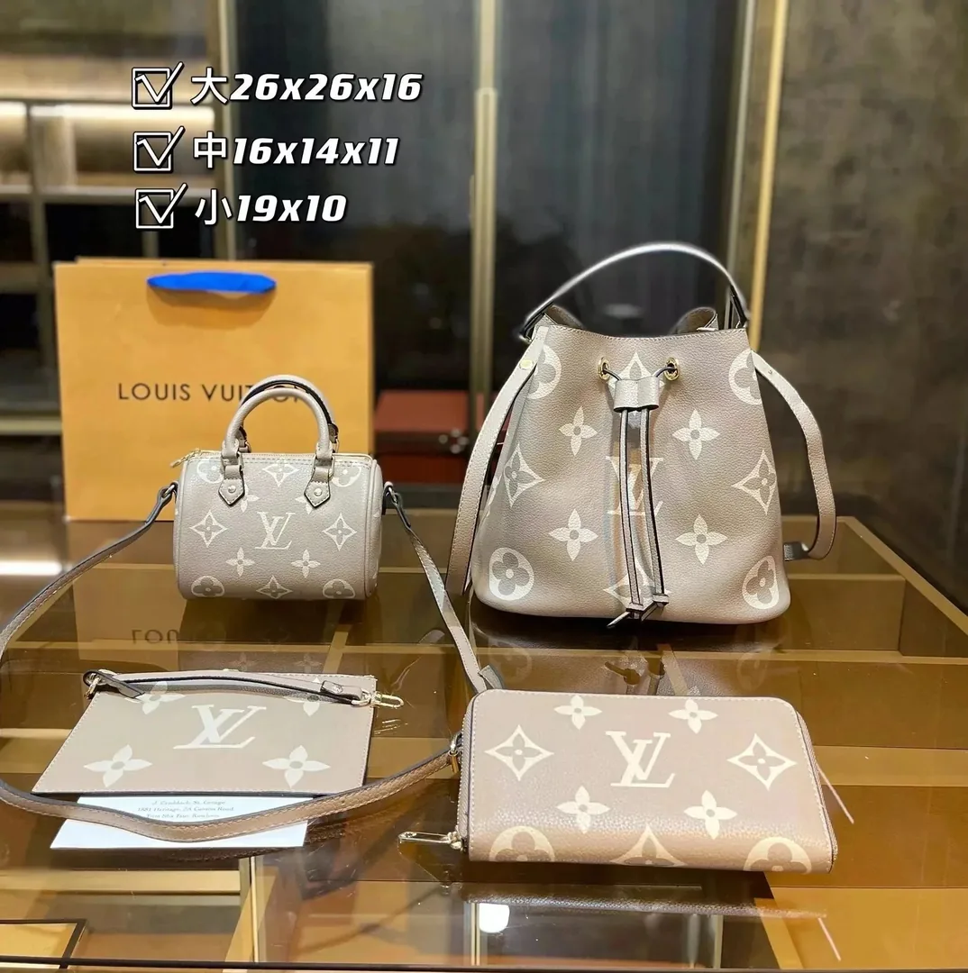 Louis Vuitton Monogram Bag Collection — photo 9