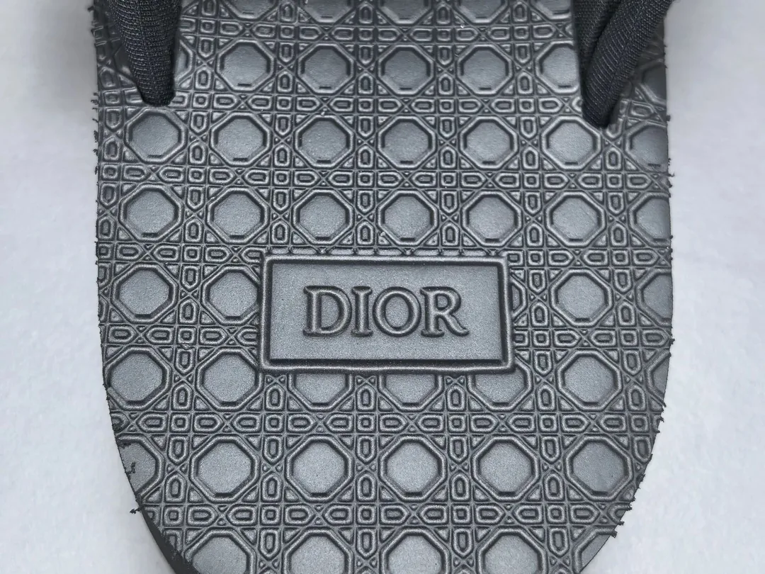 Alpha Slides — QC