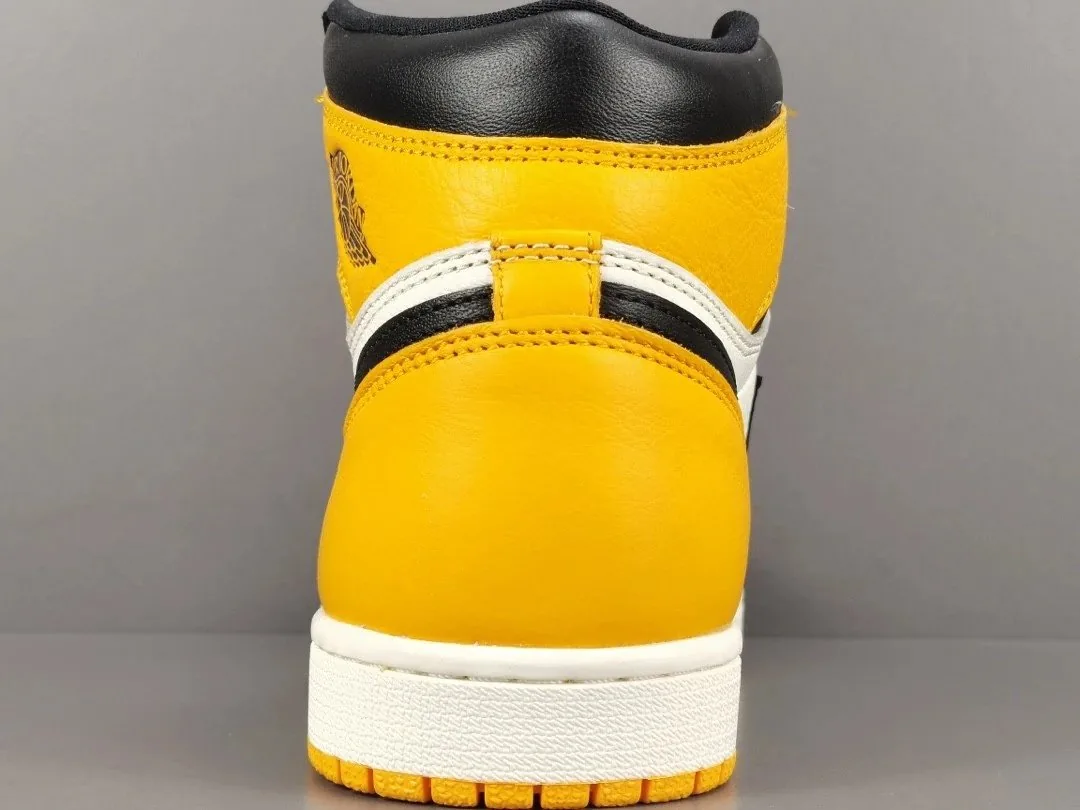 Air Jordan 1 High Taxi — Photo 2