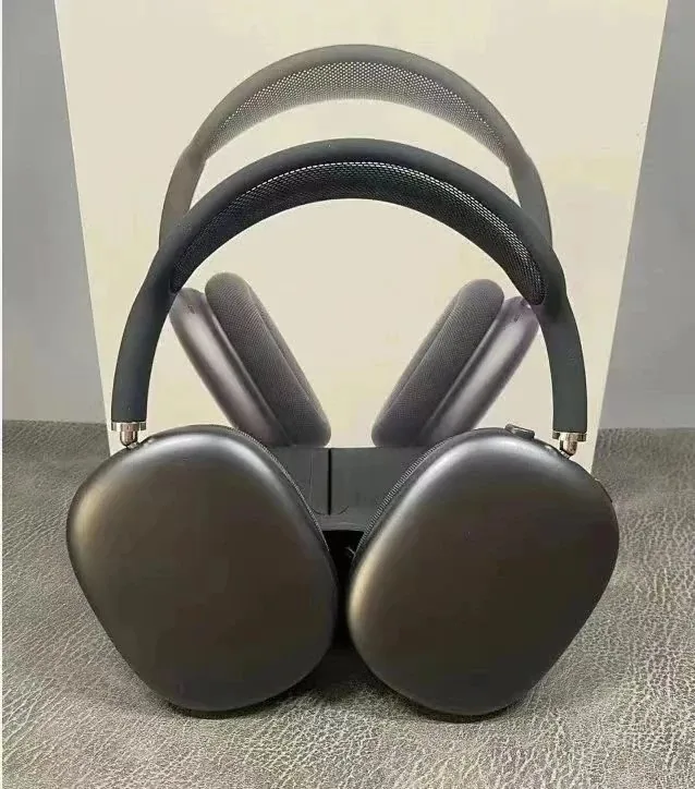 AirPods Max Black — Photo 6