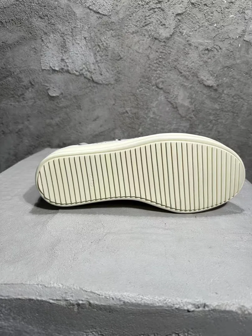 Rick Owens Low-Top Court Sneakers — QC