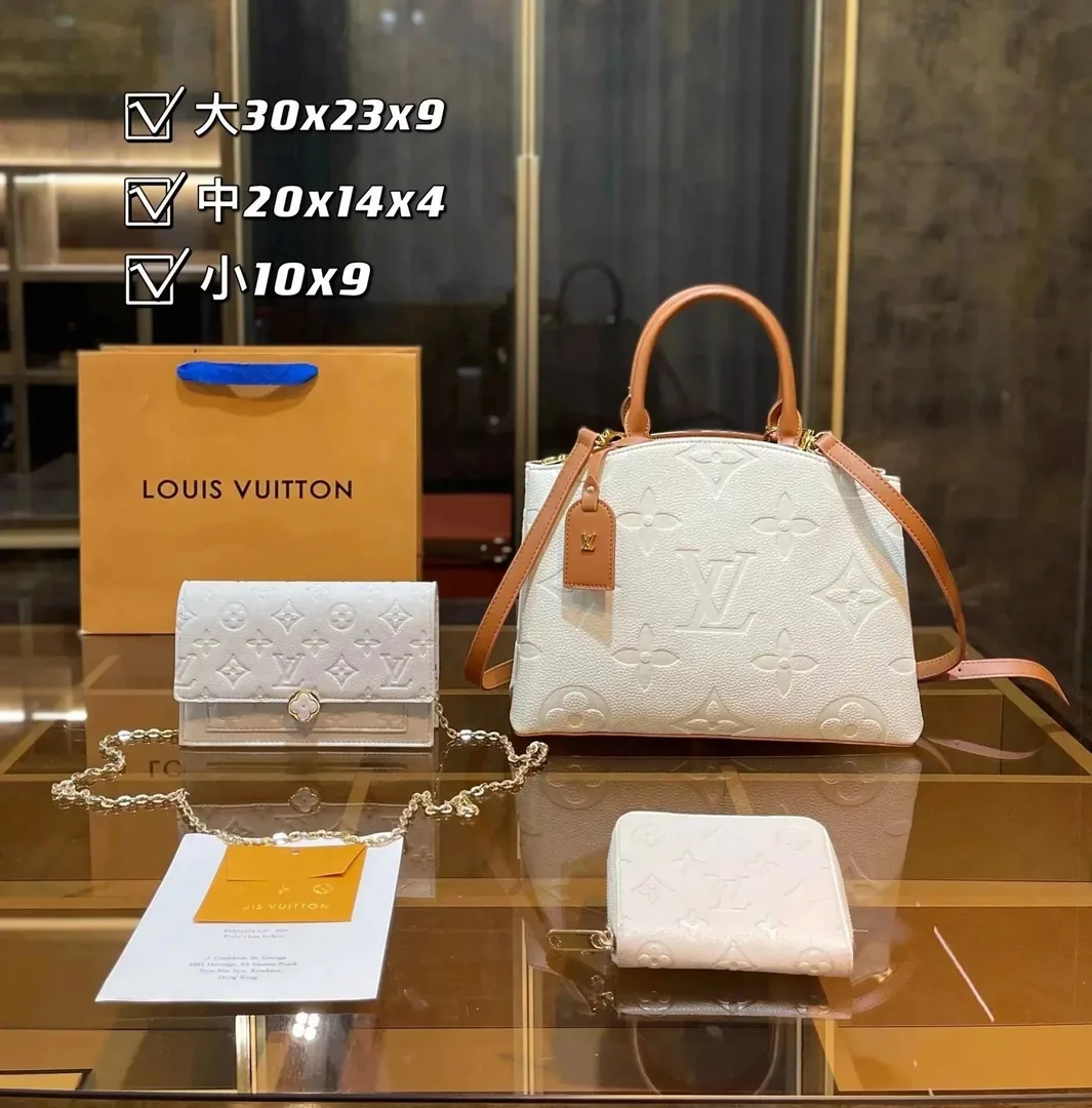 Louis Vuitton Monogram Bag Collection — photo 2