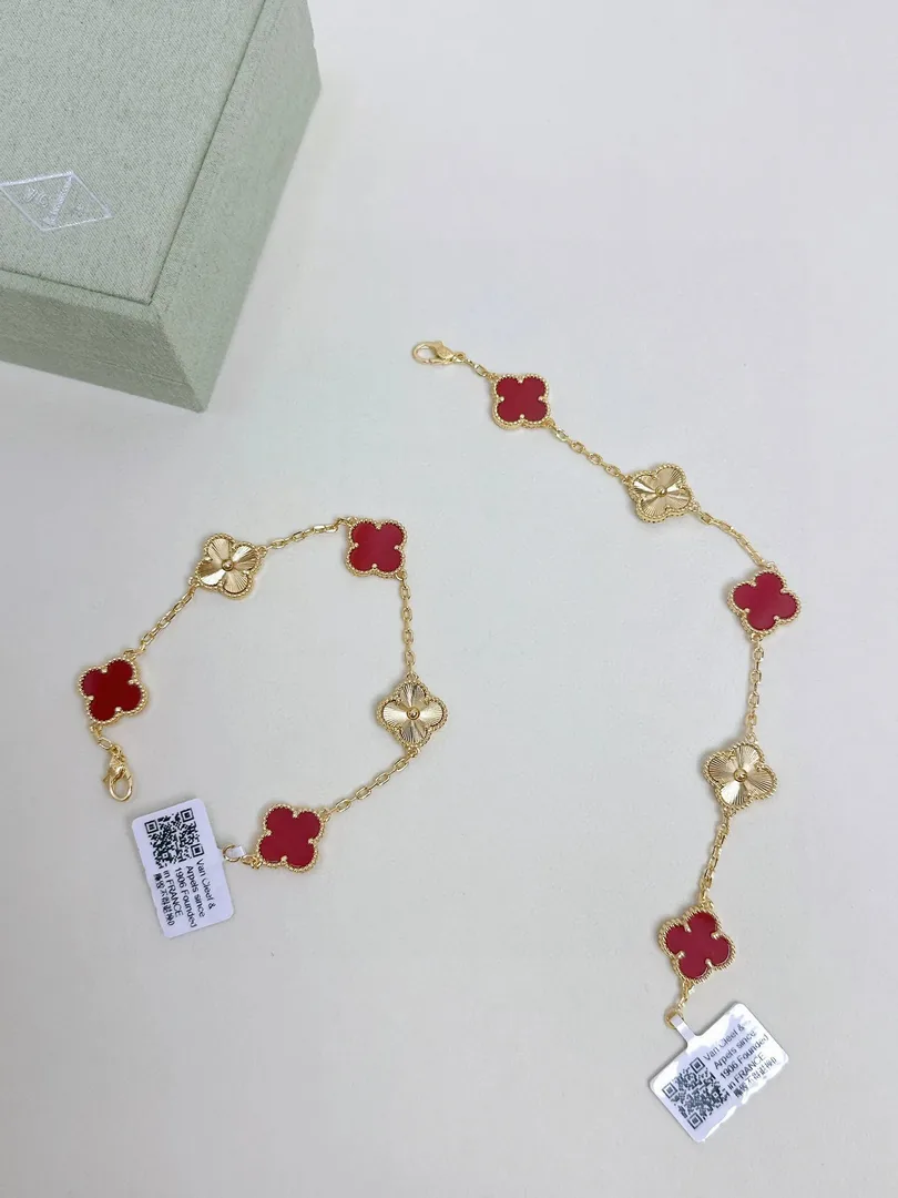 Van Cleef Arpels Clover Bracelet — photo 9