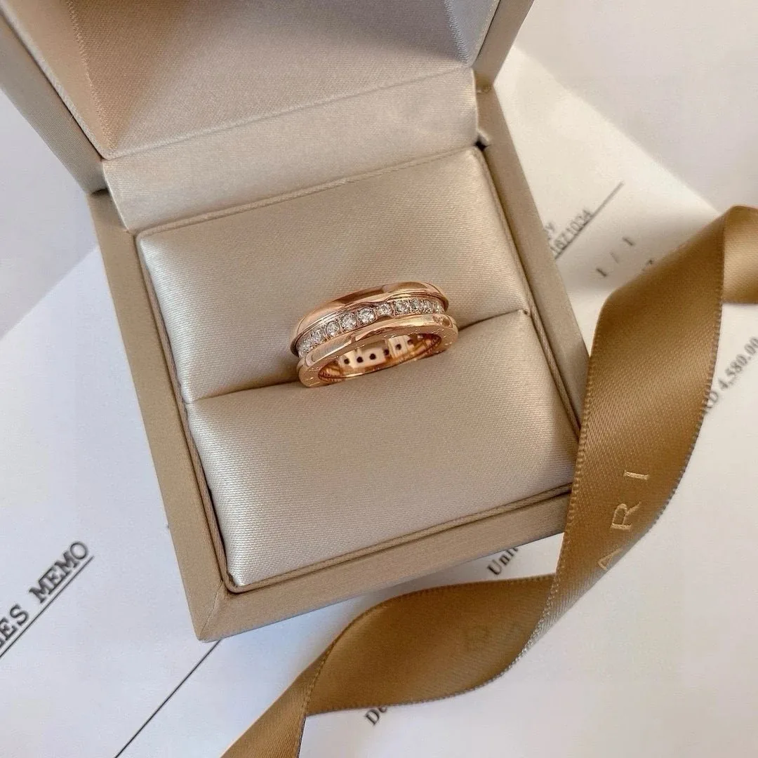 Pave Diamond Ring — Photo 7