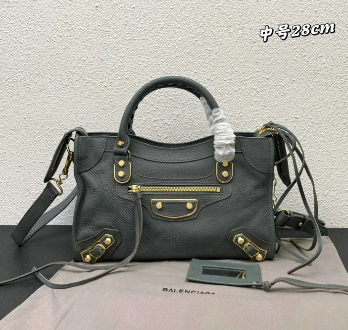Balenciaga Leather Handbag — photo 9
