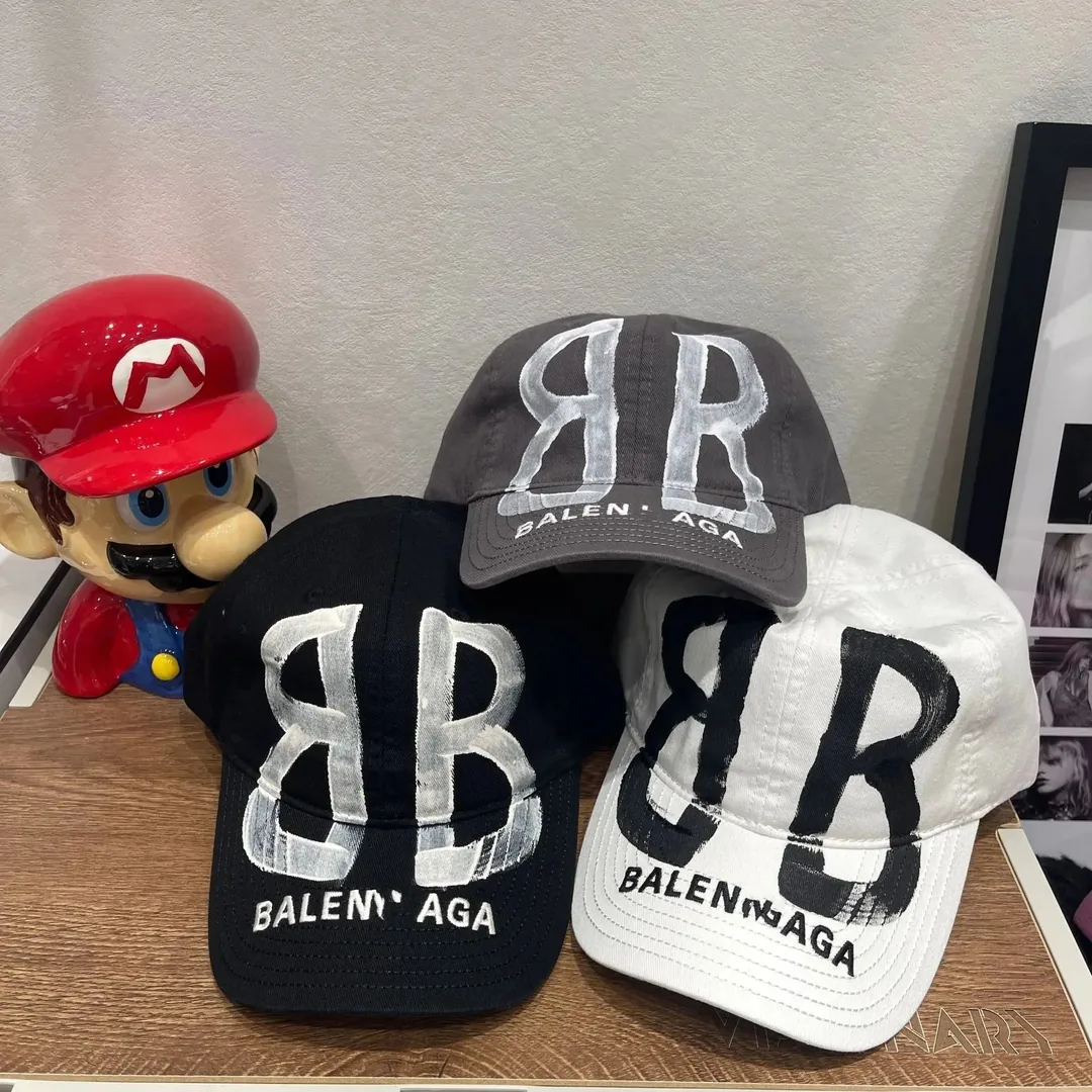 Balenciaga Grey Distressed Print Cap — Photo 2