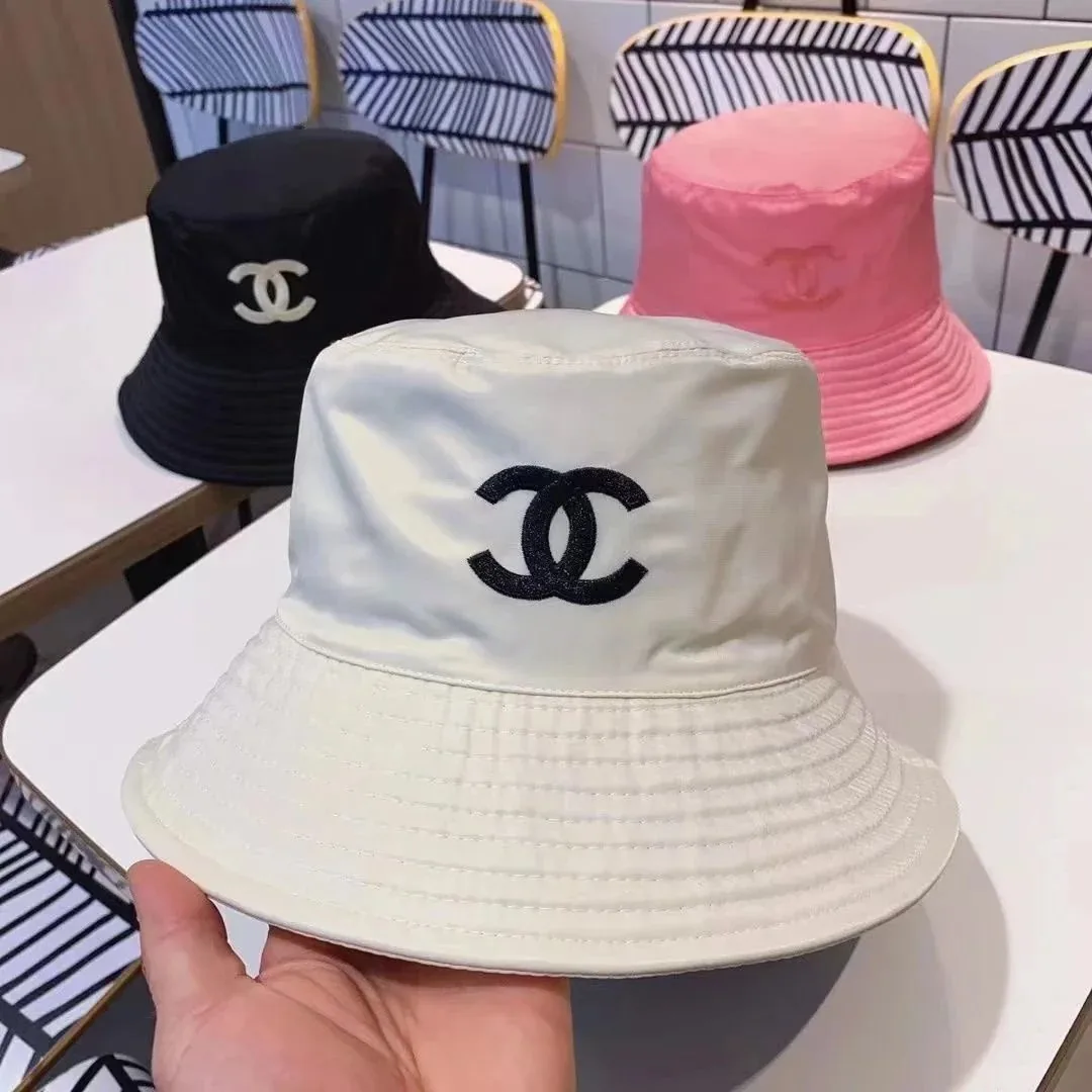 Embroidered Bucket Hat — QC