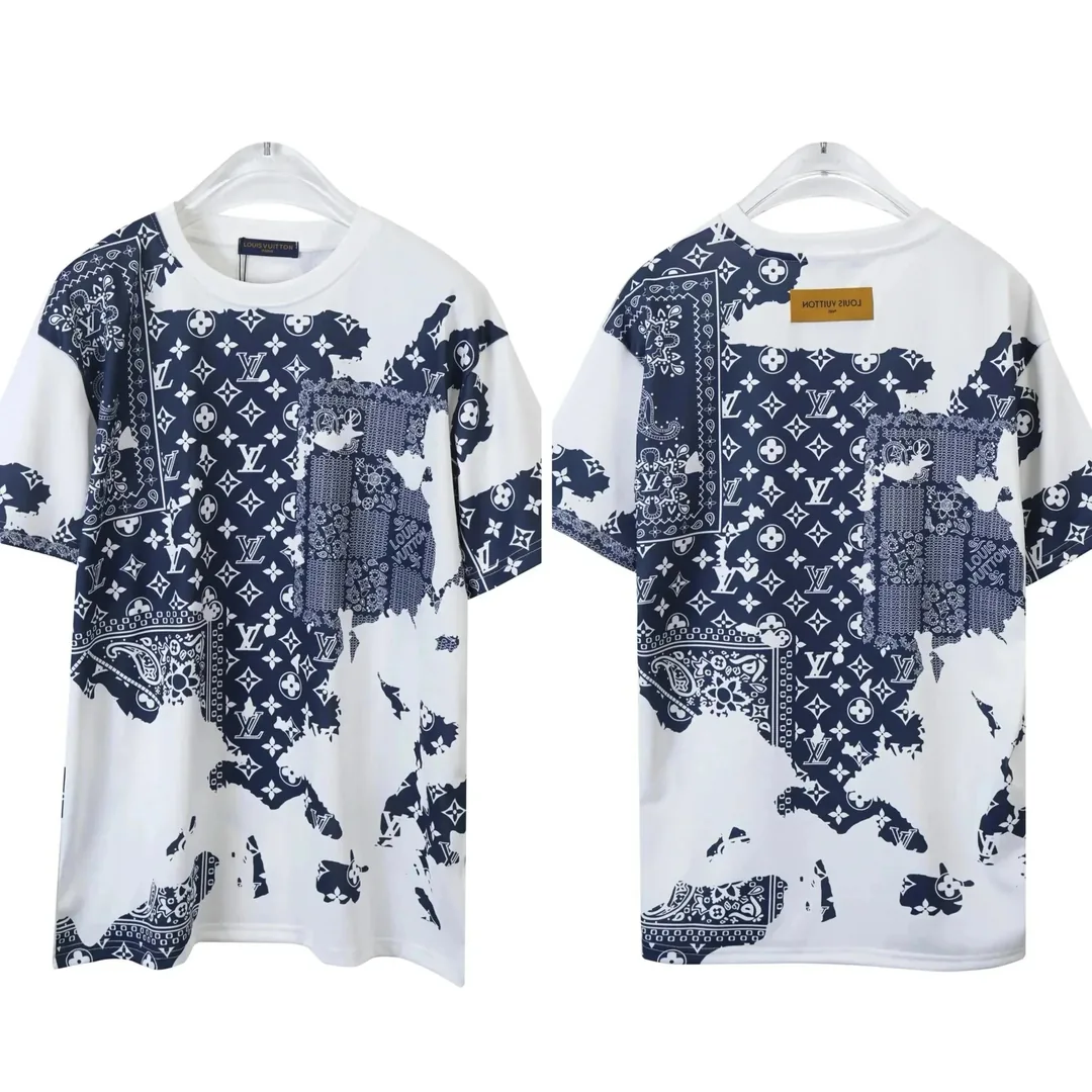 Louis Vuitton Toile Monogram Print T-Shirt — Photo 15