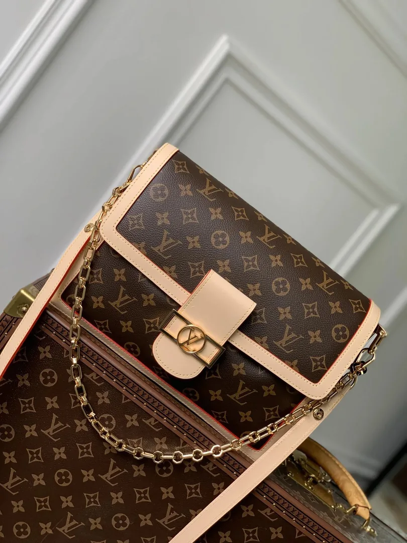 Louis Vuitton Dauphine Bag — Photo 12