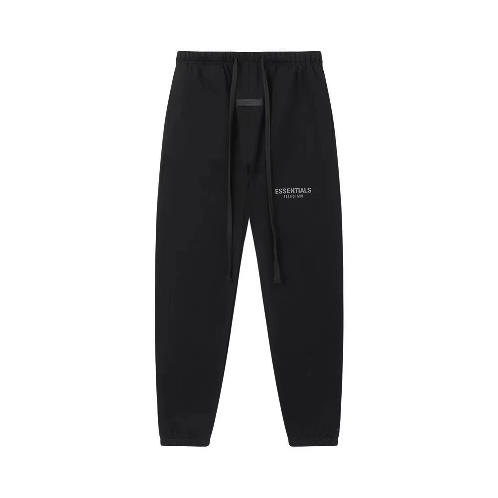 Sweatpants — Photo 13