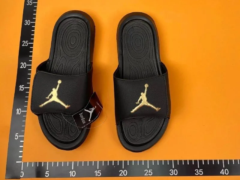 Nike Jordan Slides — QC