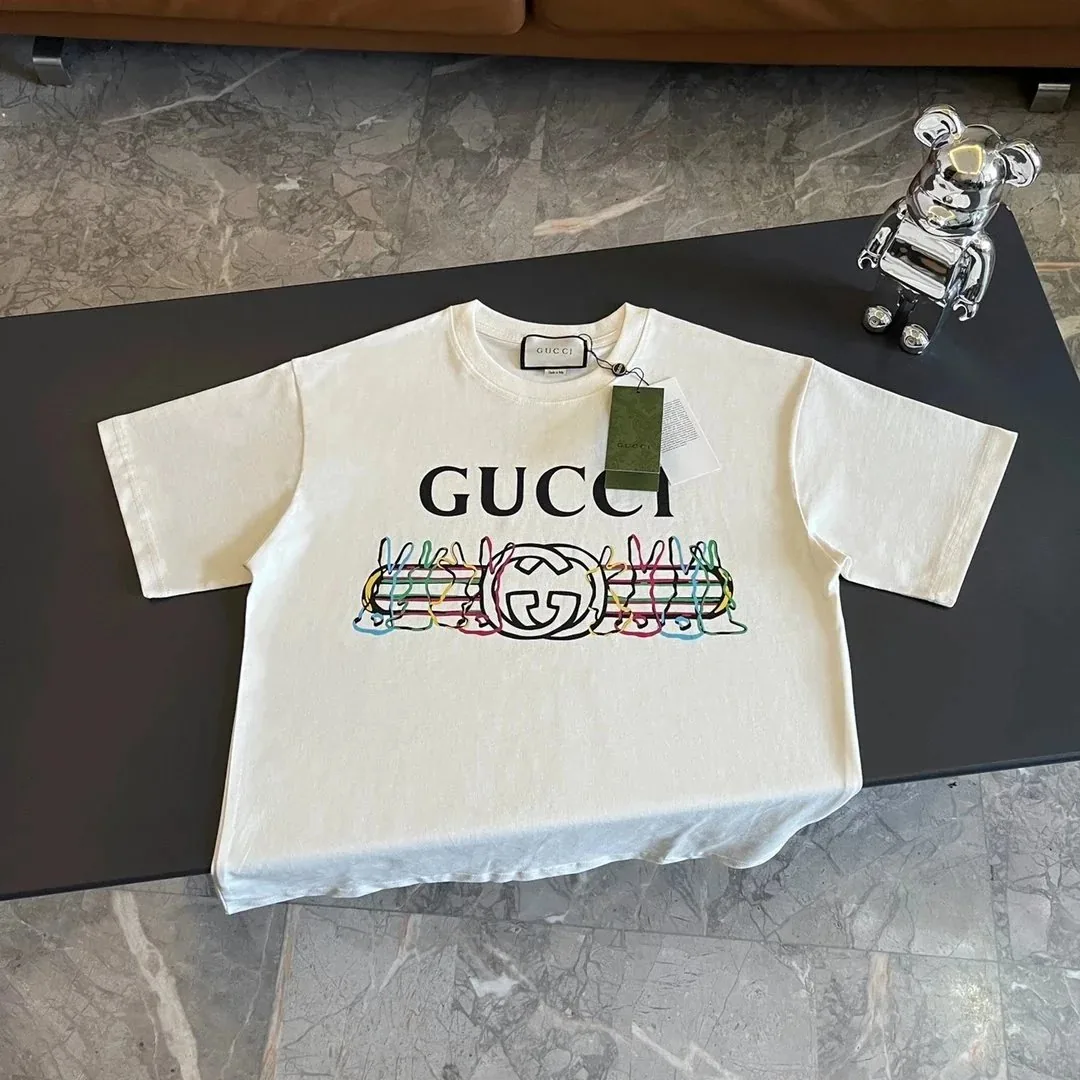 Gucci Circle Logo Print T-Shirt — Photo 4