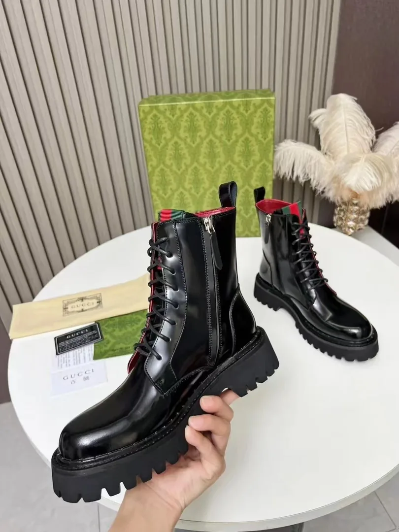 Gucci Leather Sneakers — QC