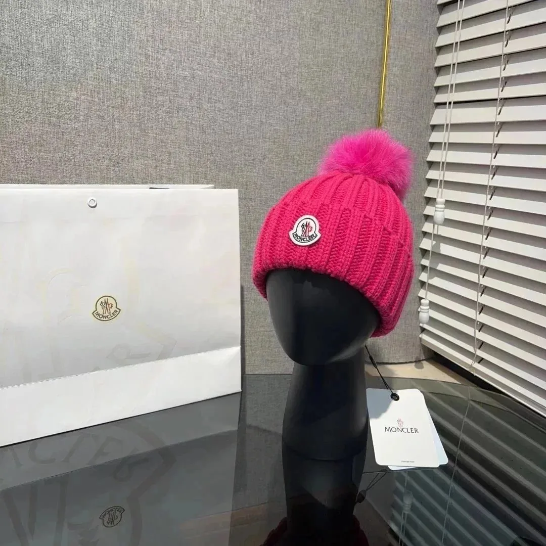 Moncler Logo Patch Pom Pom Beanie — photo 11