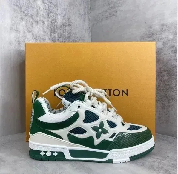 Louis Vuitton LV Trainer Beige Trainers — QC