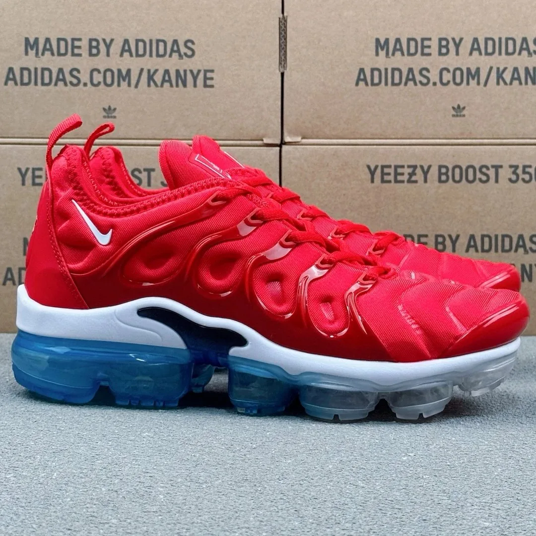Nike Air VaporMax Plus Running Shoes — Photo 7