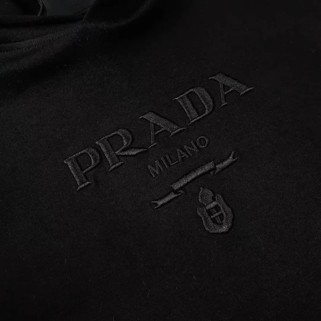 Unisex Sweatshirt — QC