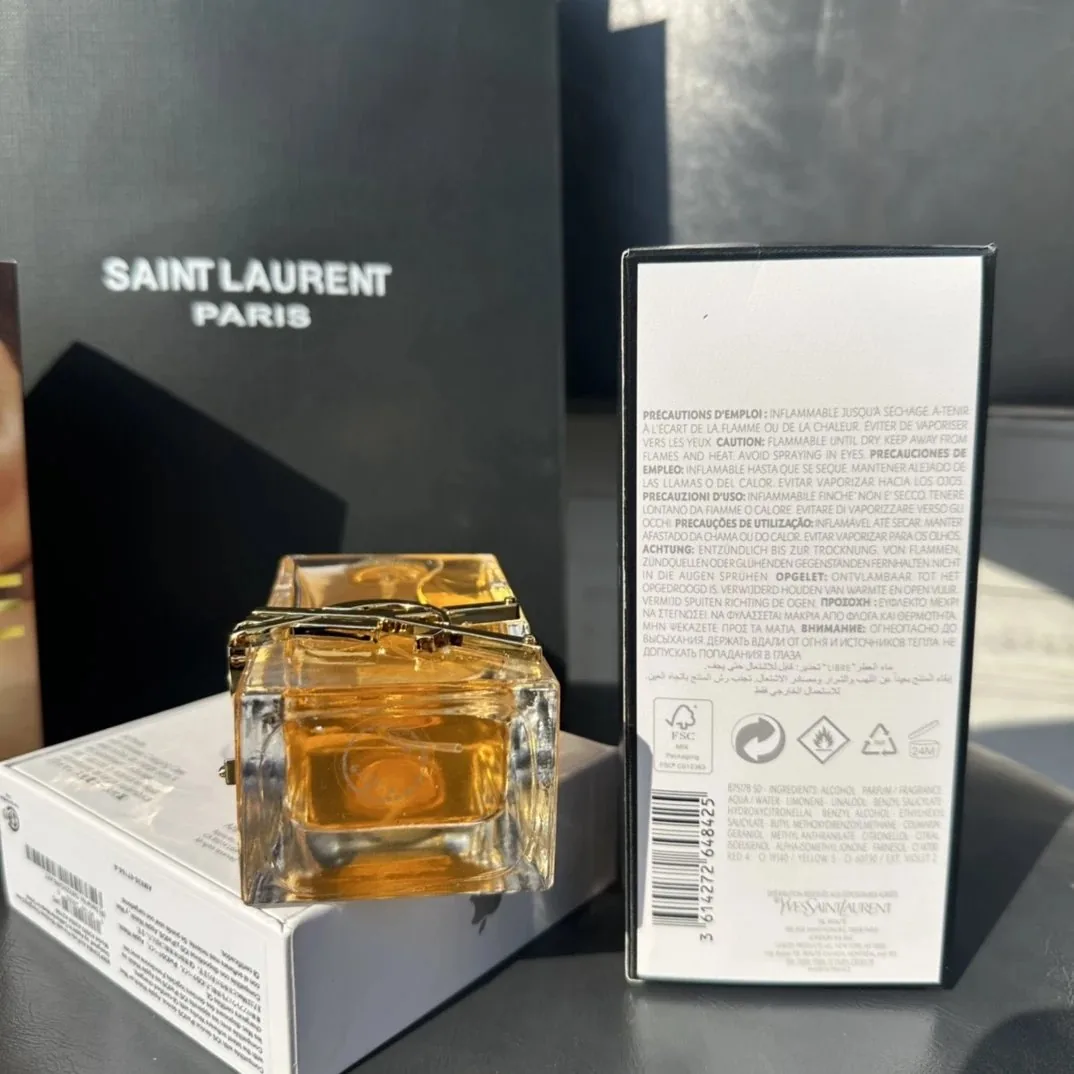 Perfume — Photo 7