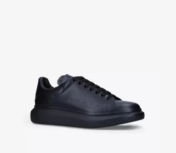 Alexander McQueen Oversized Sneaker White Suede Low-Top Sneakers — Photo 11
