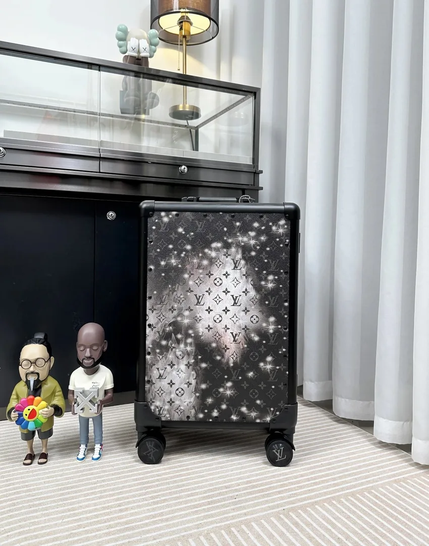 Louis Vuitton Carry-On Trolley Suitcase — Photo 2