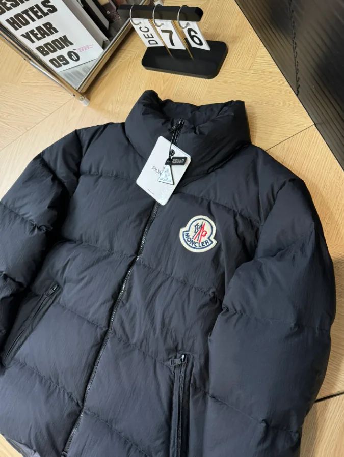 Stand-Collar Down Jacket — Photo 3