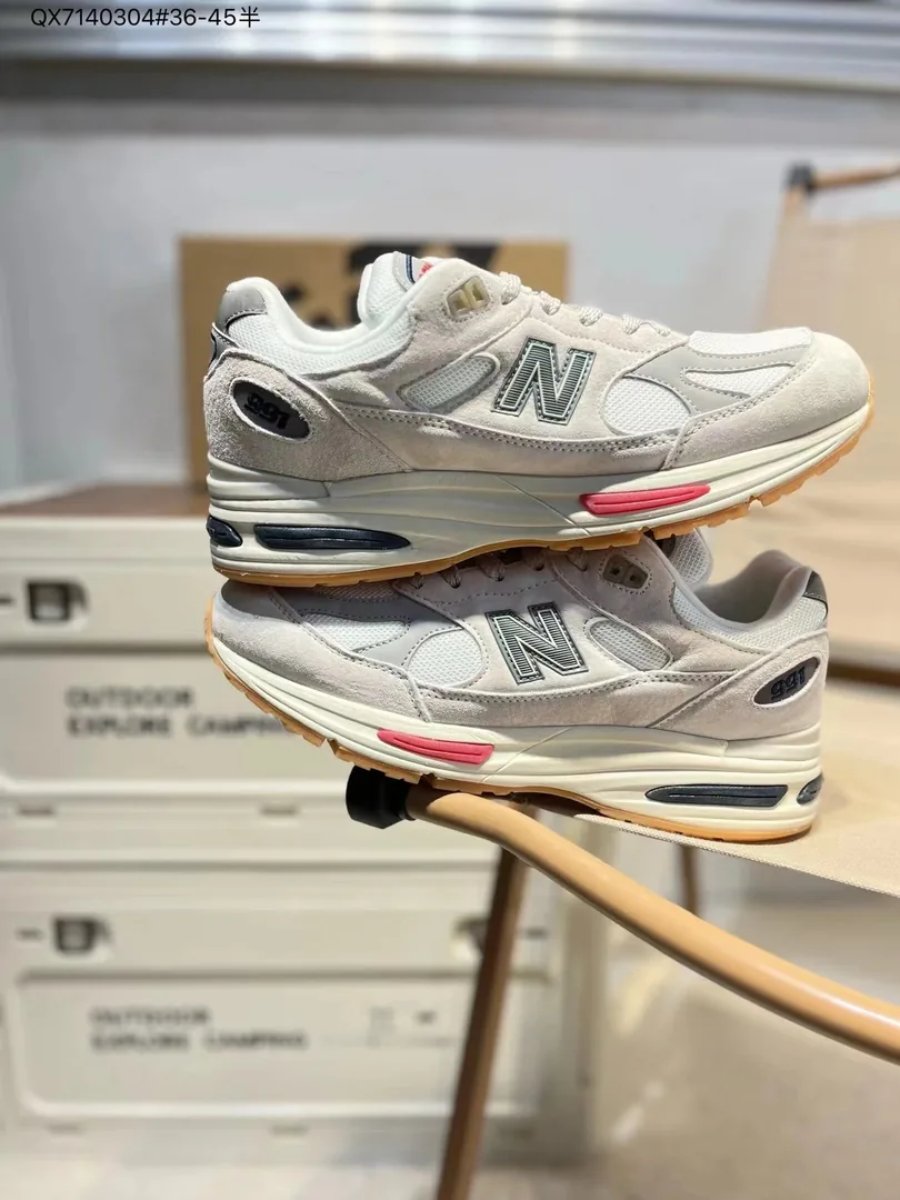 New Balance 991v2 Dad Shoes — photo 3