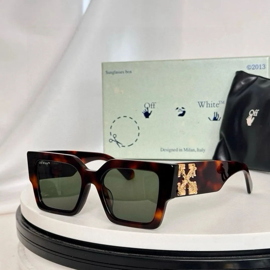 Off-White Arrows Logo Sunglasses — Photo 8
