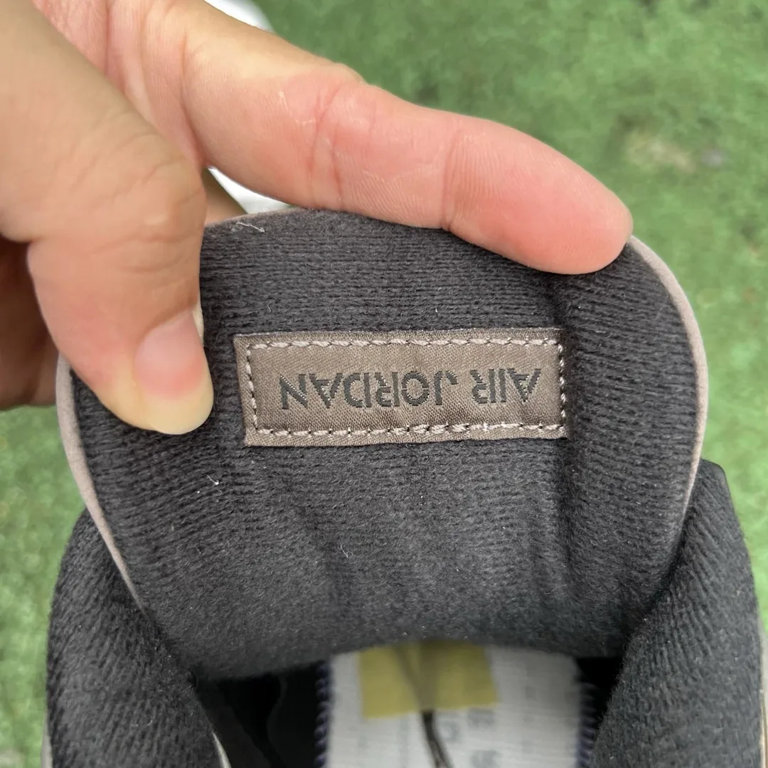 Air Jordan 4 Cave Stone — QC