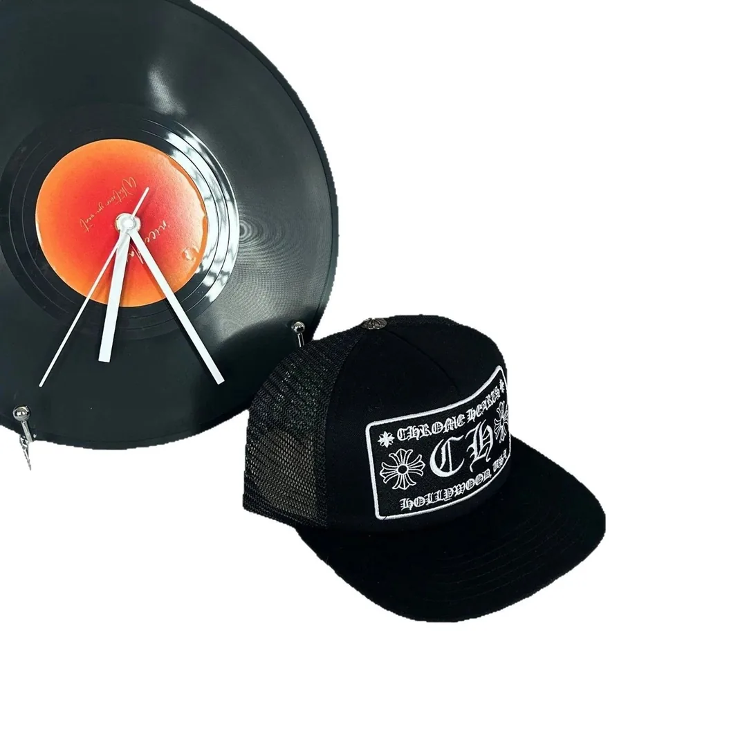 Embroidered Print Baseball Cap — Photo 5