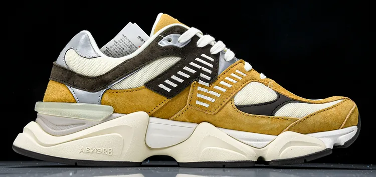 New Balance 9060 Collection — Photo 10