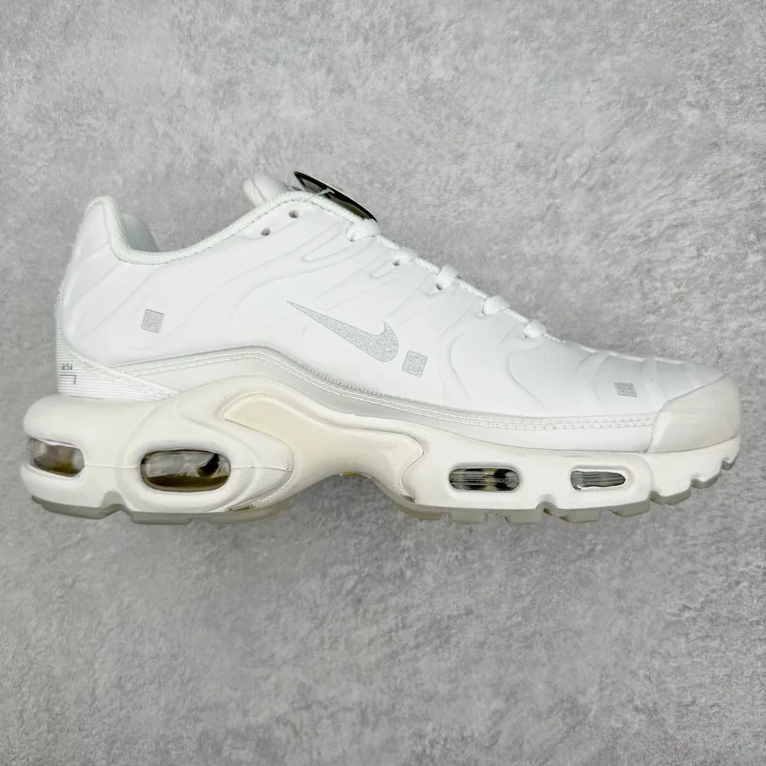 Nike Air Max Plus TN Grey Black Retro Sneakers — Photo 2