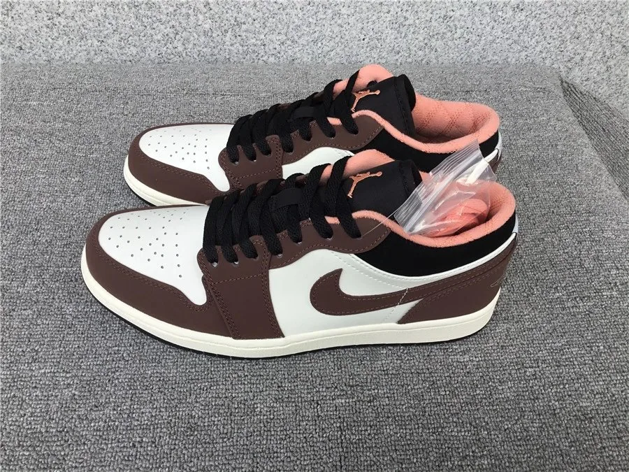 Jordan 1 Low Street Top Sneakers — photo 10
